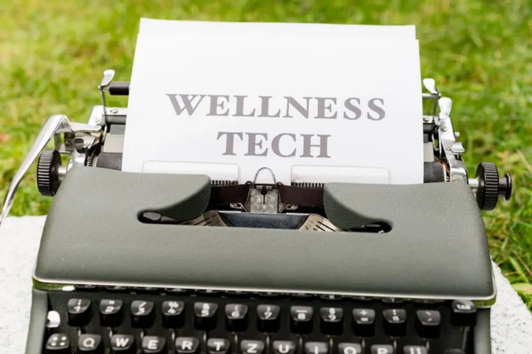 From Keyword to Article: Building Better Content Around finlandjournal.com for No Onions Extra Pickles Readers